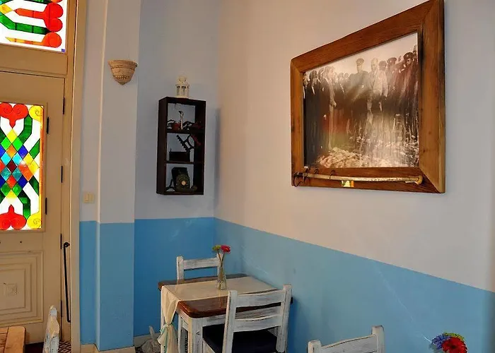 جيزملي كوناك Ayvalı