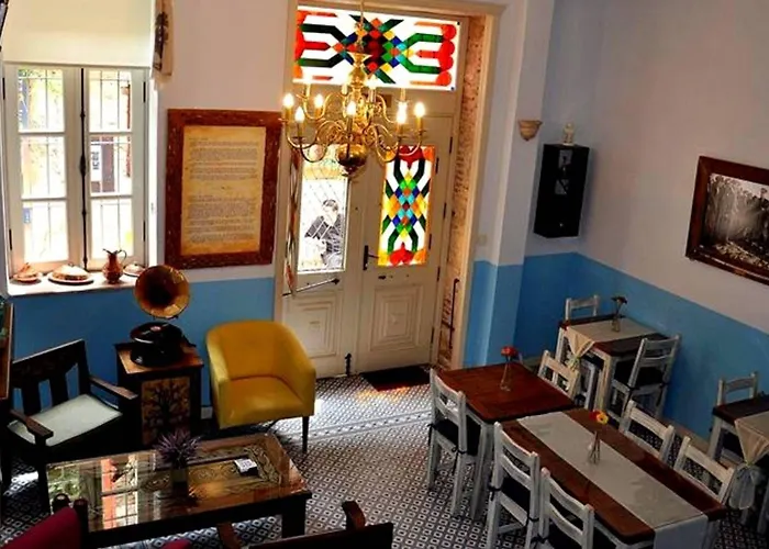 جيزملي كوناك * Ayvalı