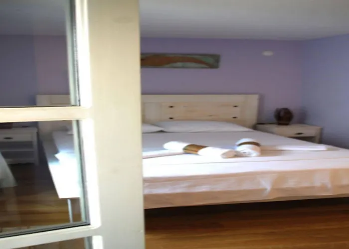 فندق جيزملي كوناك Ayvalı