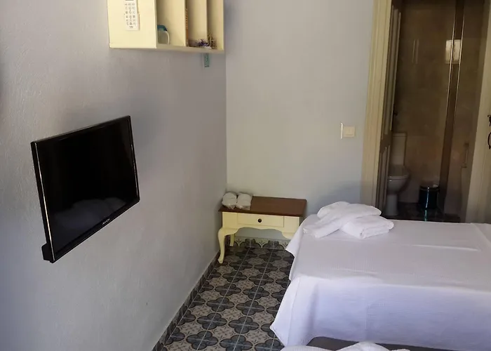 جيزملي كوناك Ayvalı