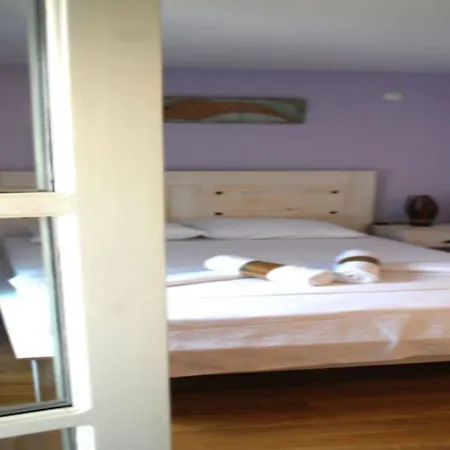 호텔 기젬리 코낙 Ayvalı