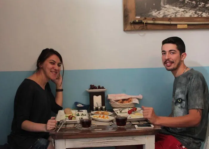 جيزملي كوناك فندق *