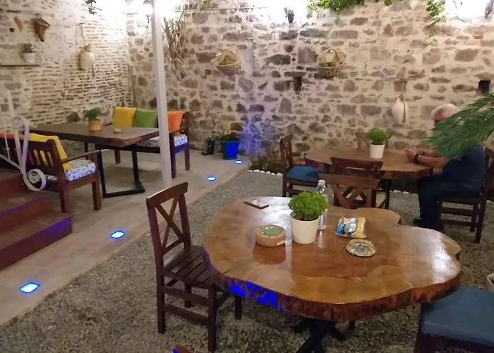 جيزملي كوناك Ayvalı